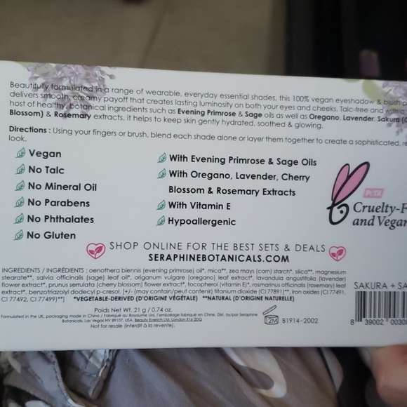 Seraphine Botanicals Sakura &Sage vegan eyeshadow - Picture 3 of 4